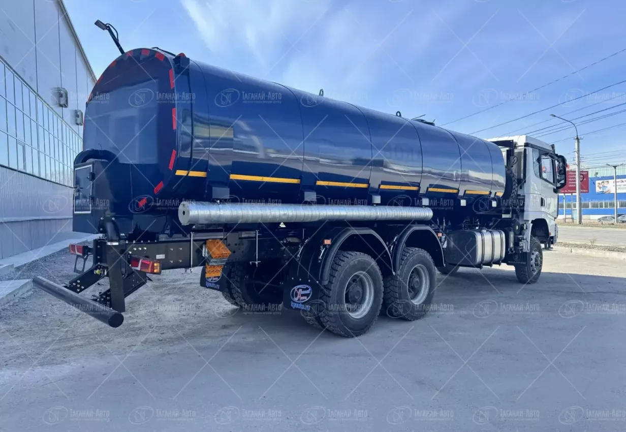 Автоцистерна для технической воды АЦВТ-20 на шасси Shacman X3000
