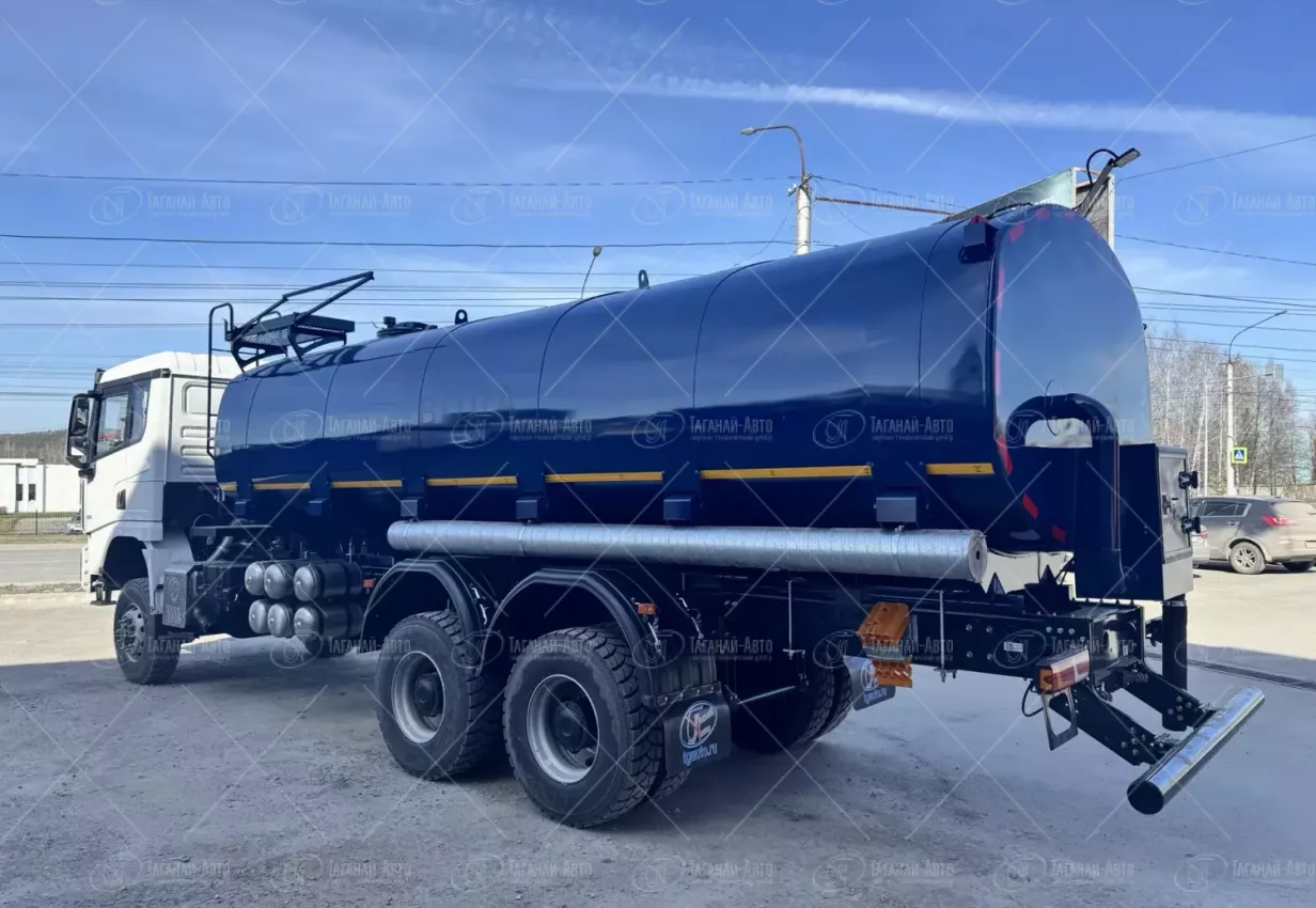 Автоцистерна для технической воды АЦВТ-20 на шасси Shacman X3000