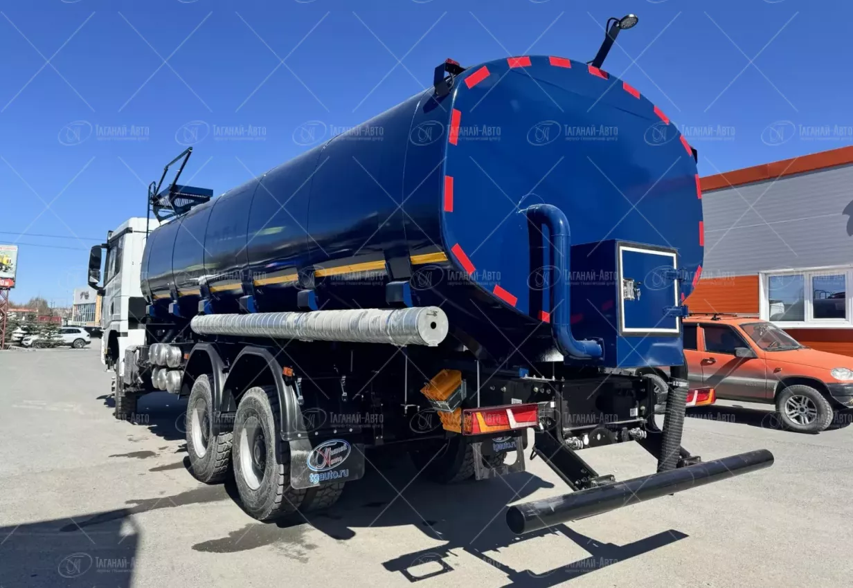 Автоцистерна для технической воды АЦВТ-20 на шасси Shacman X3000