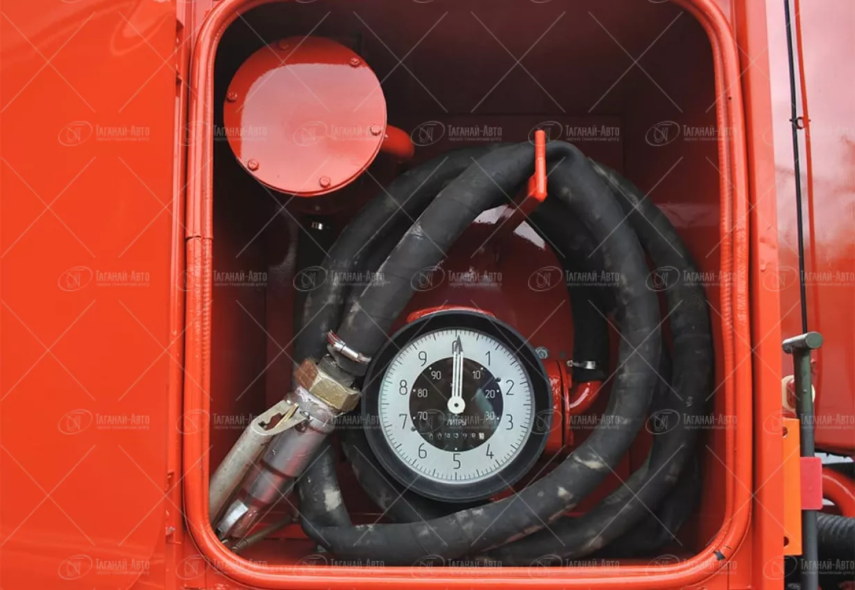 Автотопливозаправщик АТЗ-12 Урал NEXT 4320-6952-72Г38 купить от производителя