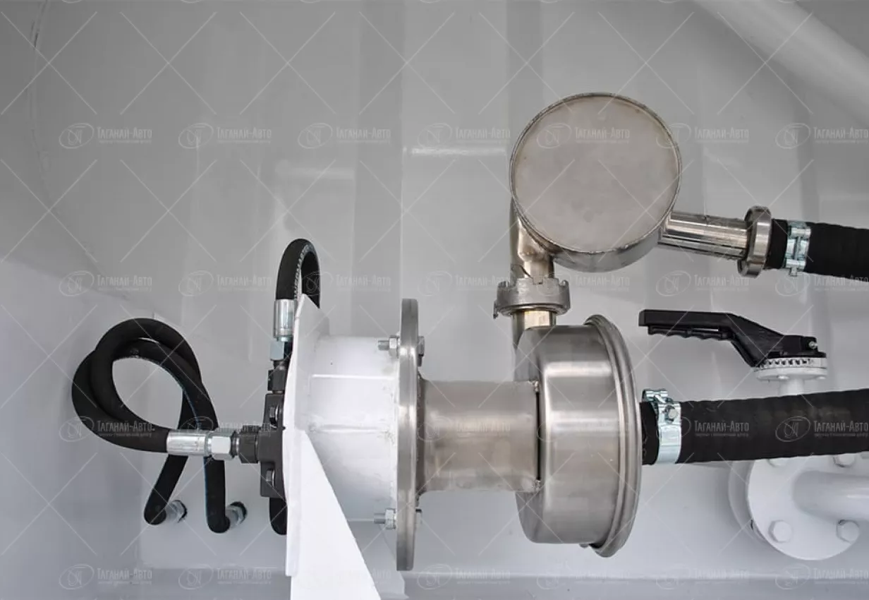 Пищевая автоцистерна АЦПТ-9,5 Урал 4320-1912-60Е5 купить от производителя