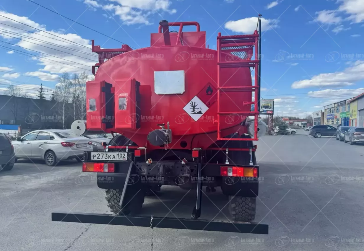 Автотопливозаправщик АТЗ-10 на шасси Камаз 43118 Роснефть