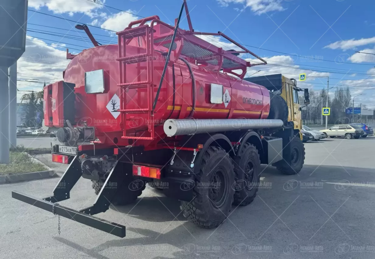 Автотопливозаправщик АТЗ-10 на шасси Камаз 43118 Роснефть