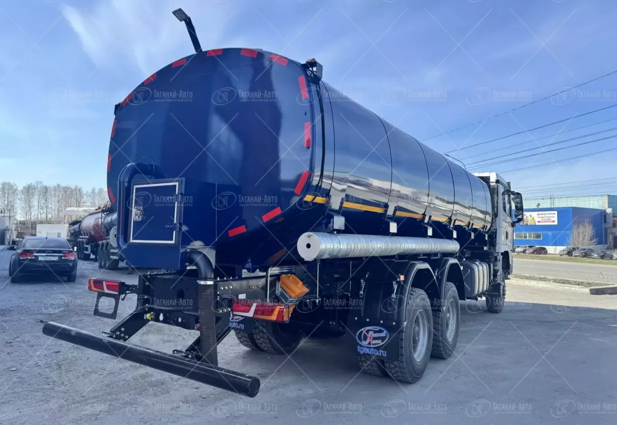 Автоцистерна для технической воды АЦВТ-20 на шасси Shacman X3000
