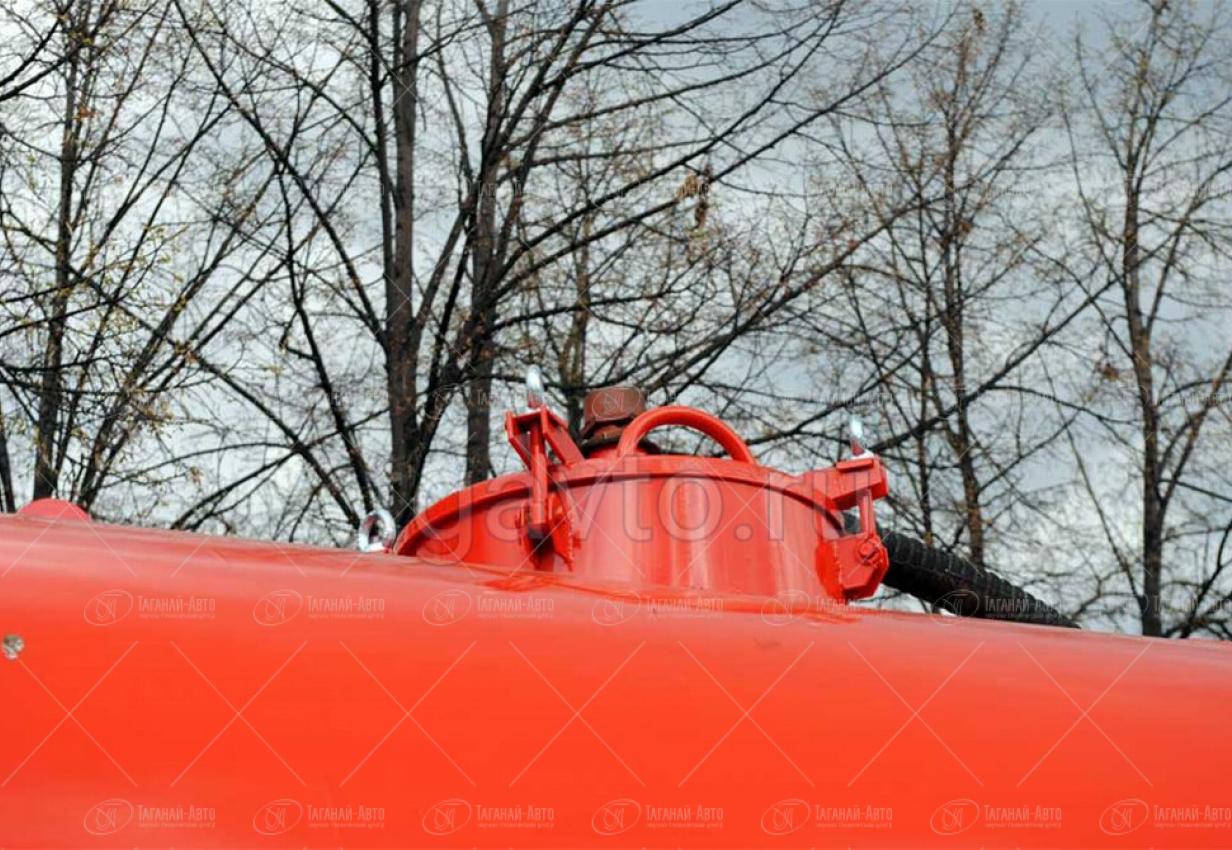 Автоцистерна вакуумная АКН-10 Урал 4320-61Е5 купить от производителя