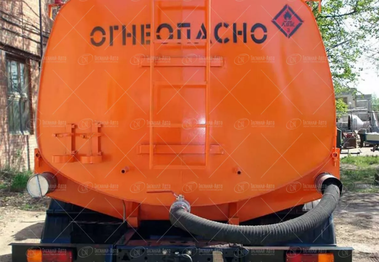 Бензовоз АЦ-12 Камаз 65111-50 для светлых ГСМ купить от производителя
