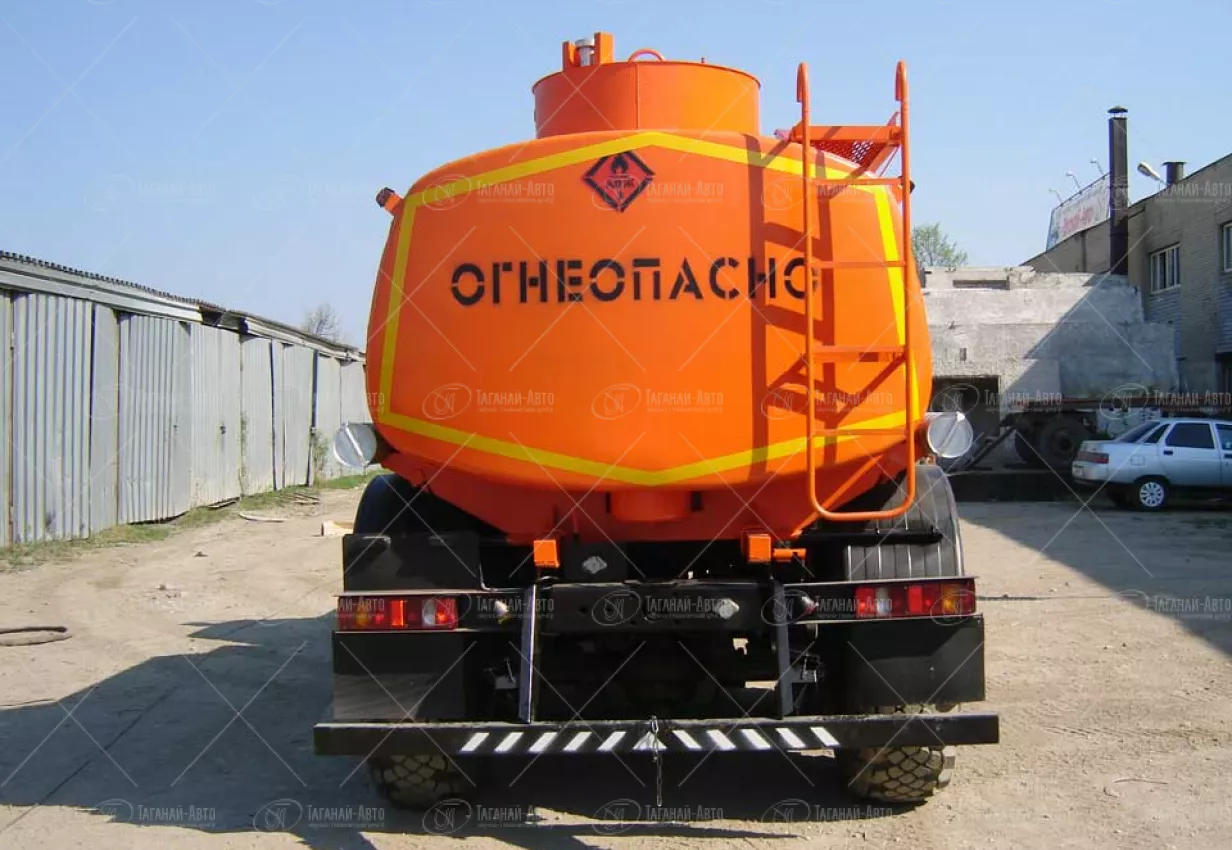 Автотопливозаправщик АТЗ-9 Урал 5557-60Е5 купить от производителя