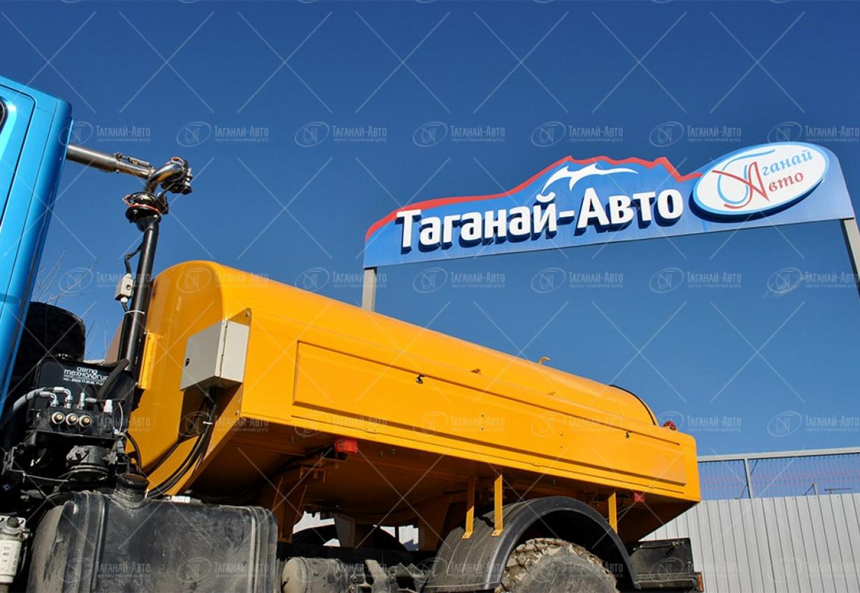Аэродромная комбинированная поливомоечная машина АКПМ-3У Урал 43206 купить от производителя