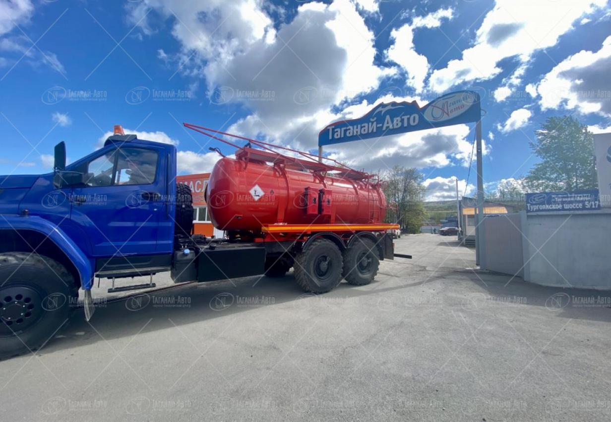 Автоцистерна нефтепромысловая АКН-10 Урал 4320-6952-72Е5Г38 купить от производителя