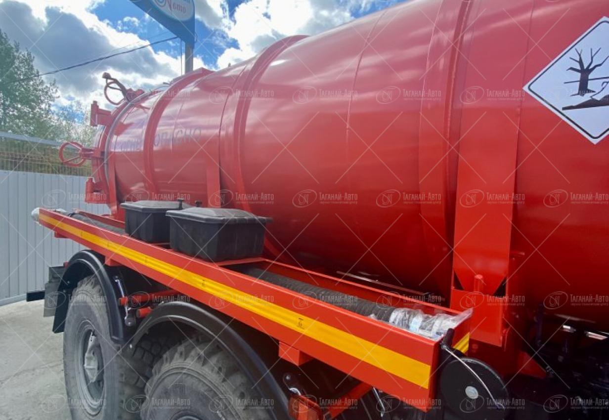 Автоцистерна нефтепромысловая АКН-10 Урал 4320-6952-72Е5Г38 купить от производителя