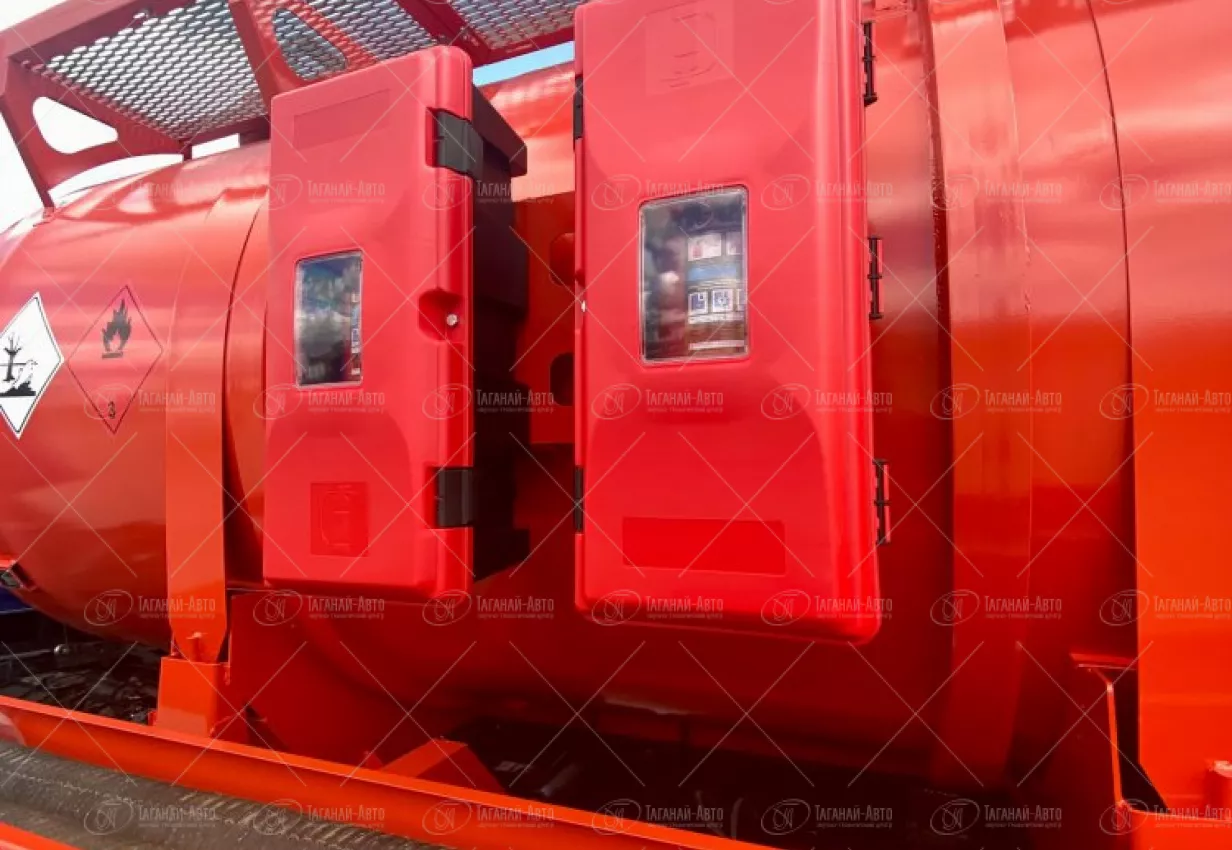 Автоцистерна нефтепромысловая АКН-10 Урал 4320-6952-72Е5Г38 купить от производителя
