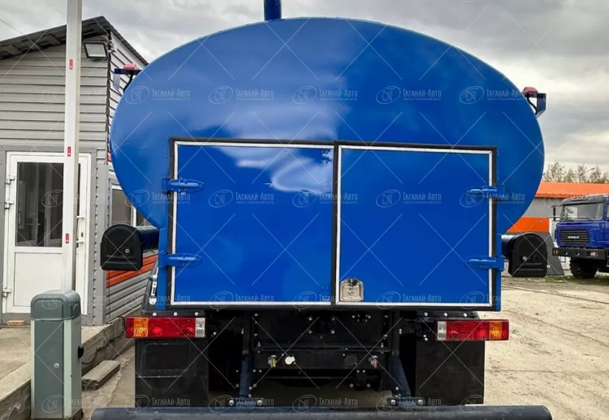 Автоцистерна для перевозки воды АЦПТ-10 на шасси Shacman X3000 SX32586V385 купить от производителя