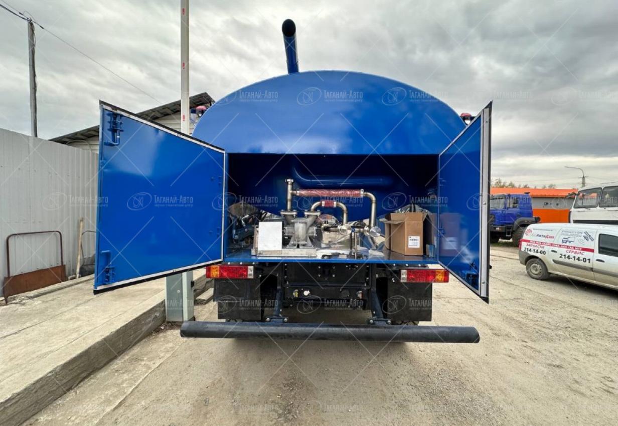 Автоцистерна для перевозки воды АЦПТ-10 на шасси Shacman X3000 SX32586V385 купить от производителя