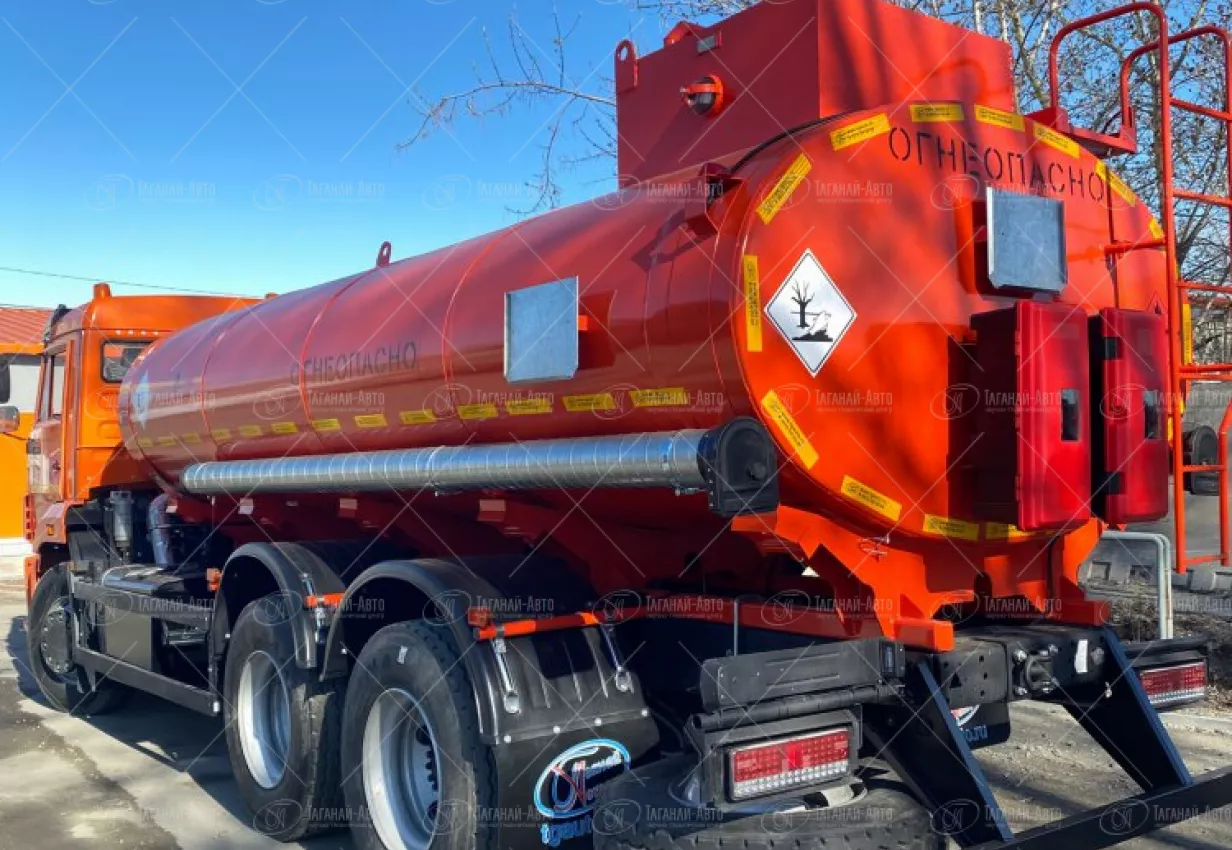 Автотопливомаслозаправщик АТМЗ-11 на шасси Камаз 65115-50 купить от производителя