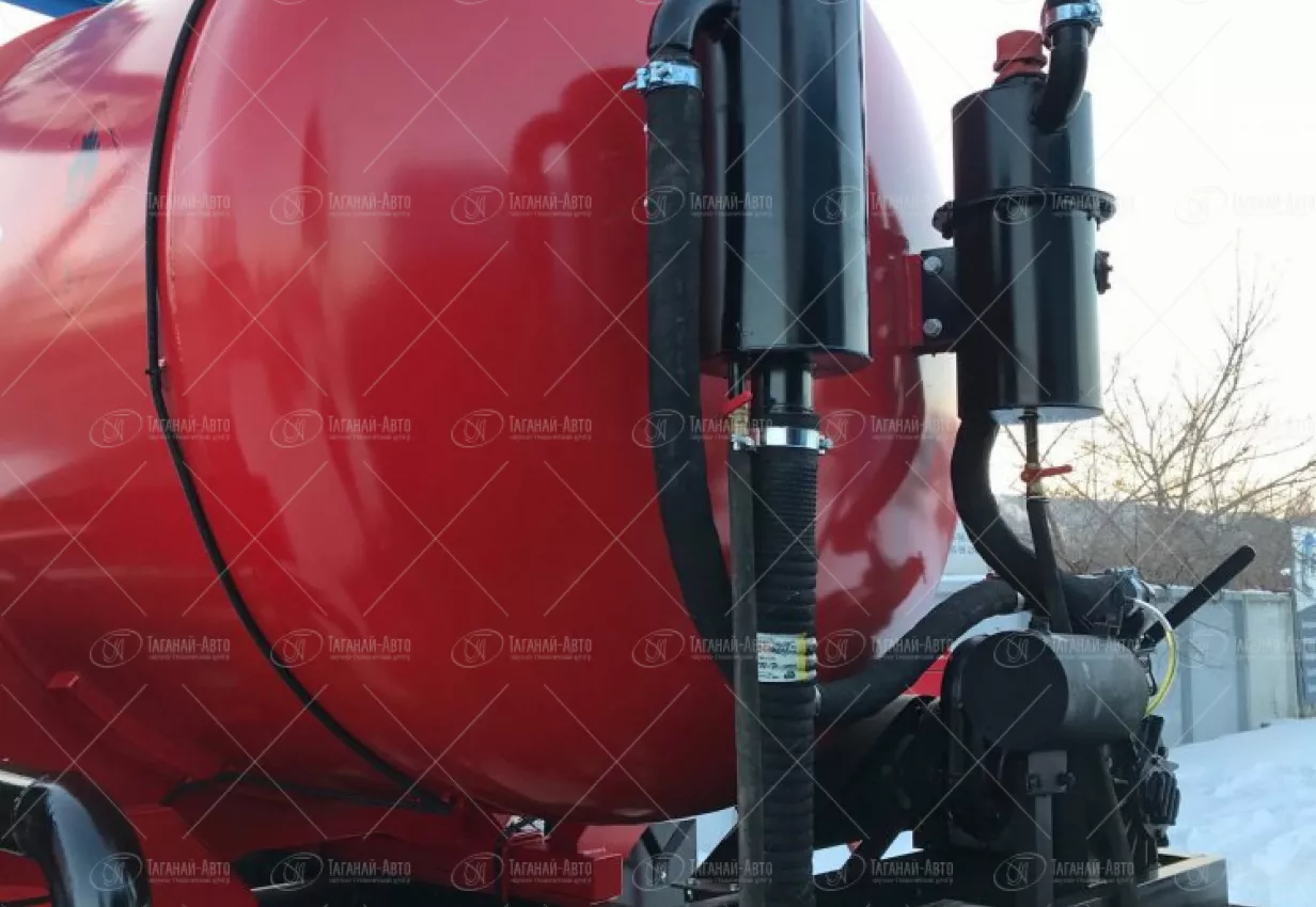 Автоцистерна вакуумная АКН-10 ОД Урал 4320-4972-80Е5 купить от производителя