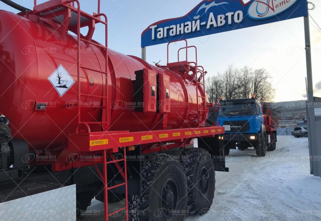 Автоцистерна вакуумная АКН-10 ОД Урал 4320-4972-80Е5 купить от производителя