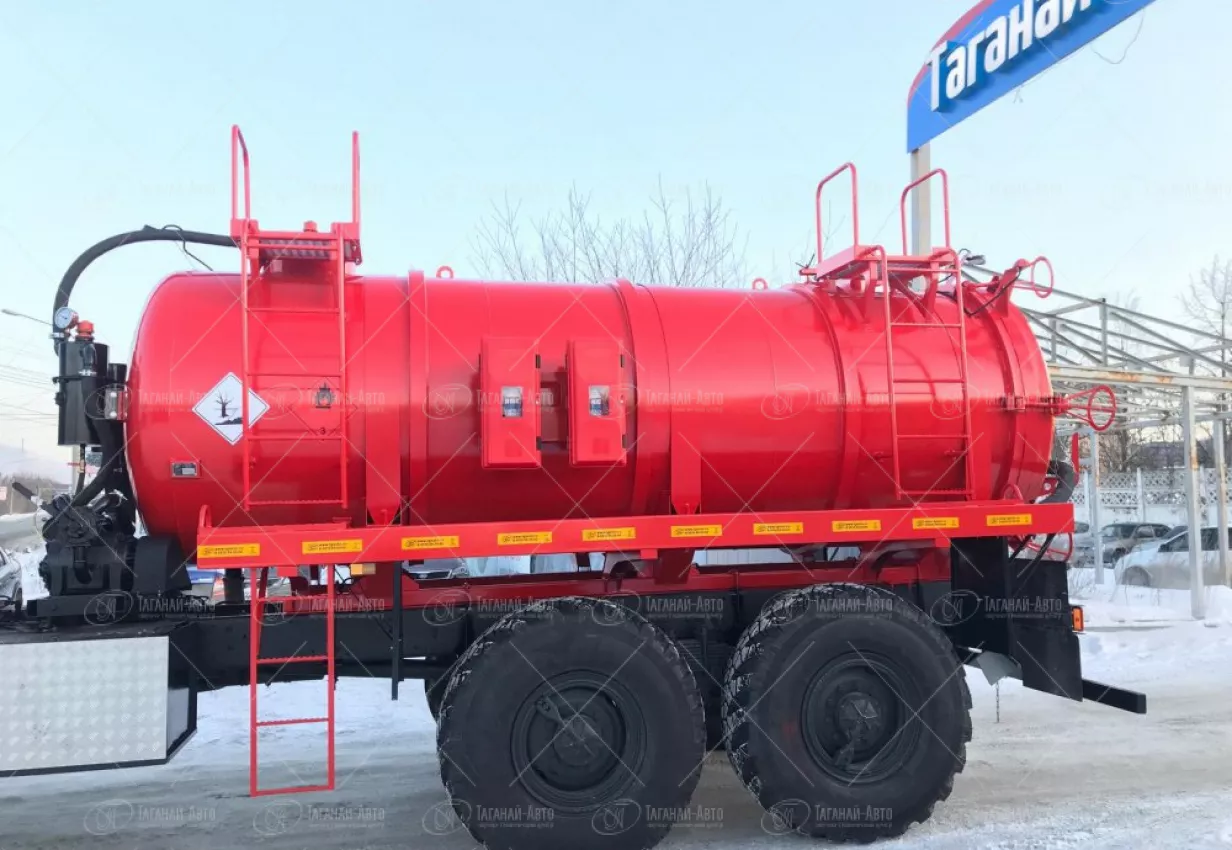 Автоцистерна вакуумная АКН-10 ОД Урал 4320-4972-80Е5 купить от производителя