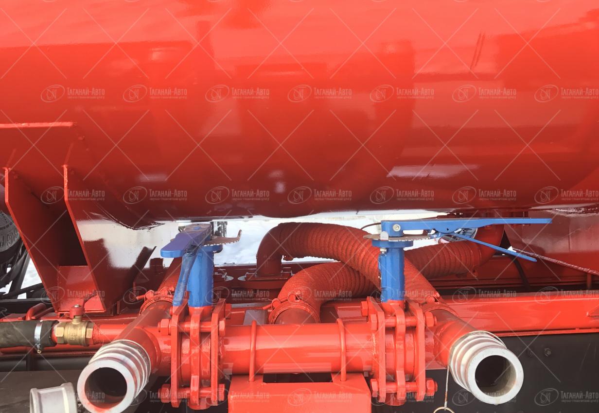 Автотопливозаправщик АТЗ-12 Урал NEXT 5557-6152-72Г38 купить от производителя