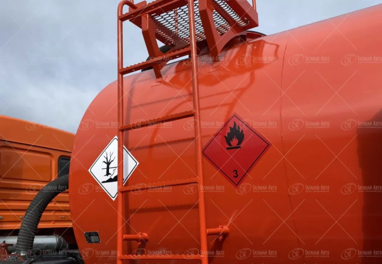 Автоцистерна вакуумная АКНС-10 Камаз 43118-50 купить от производителя