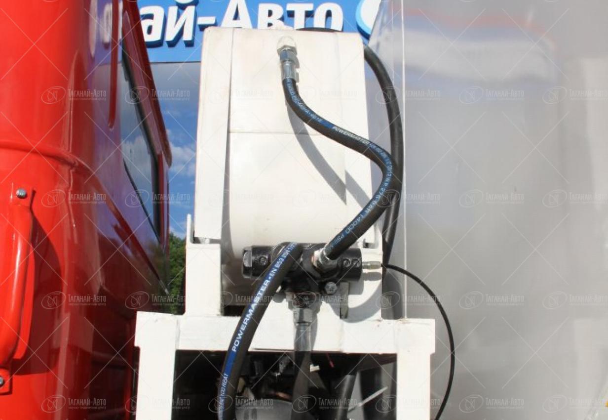 Пищевая автоцистерна АЦПТ-9,5 Урал 5557-60Е5 купить от производителя