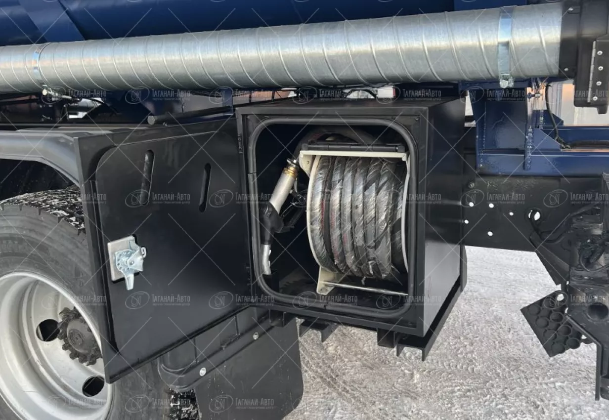 Автотопливозаправщик АТЗ-15/3 на шасси Камаз 65115-50 (насос СЦЛ-01А) купить от производителя