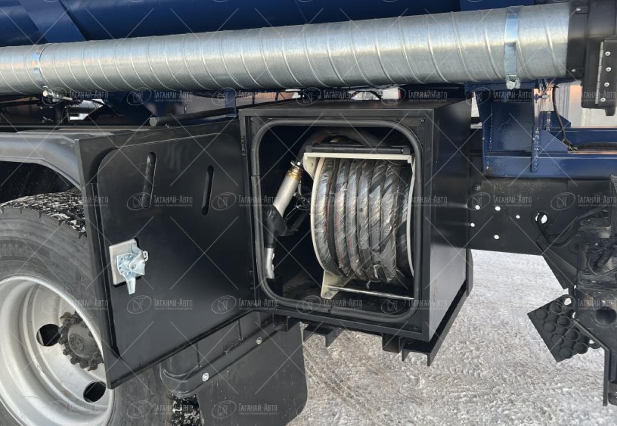 Автотопливозаправщик АТЗ-15/3 на шасси Камаз 65115-50 (насос СЦЛ-01А) купить от производителя
