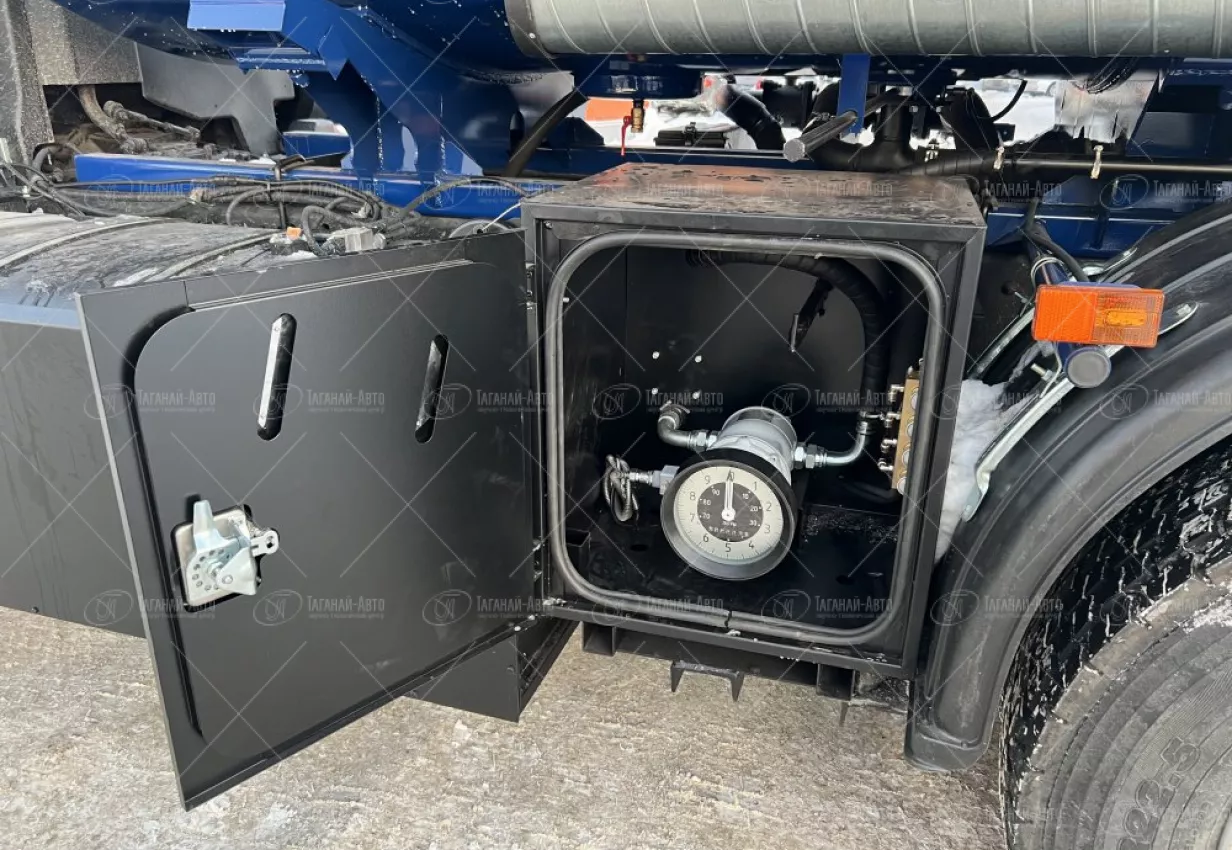 Автотопливозаправщик АТЗ-15/3 на шасси Камаз 65115-50 (насос СЦЛ-01А) купить от производителя