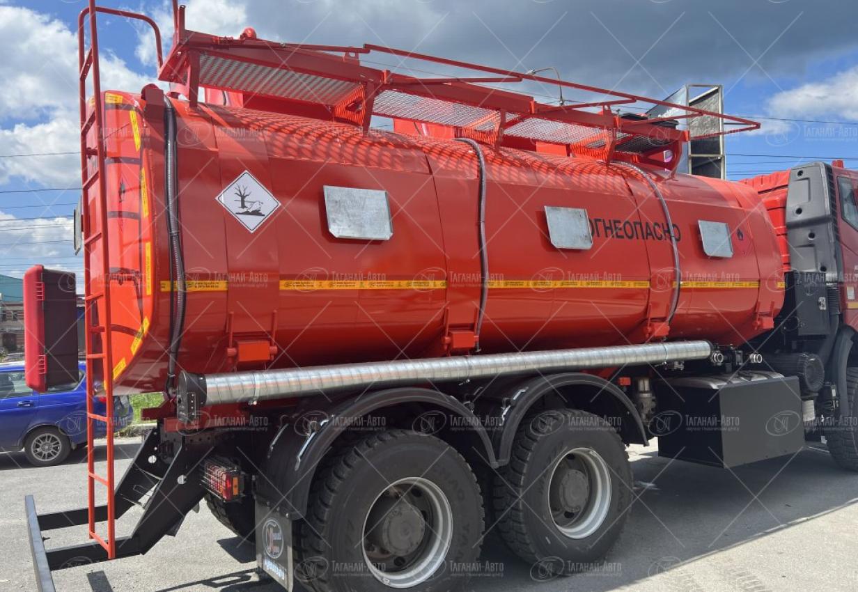 Автотопливозаправщик АТЗ-20/3 на шасси FAW J6 6х4 купить от производителя