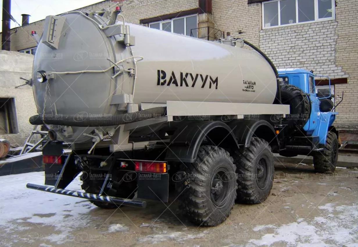 Вакуумная машина МВ-8 Урал 4320-61Е5 купить от производителя