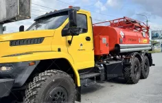 Автотопливозаправщик АТЗ-10 на шасси Урал NEXT 4320-72Е5 (насос СВН-80)