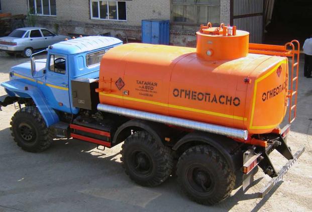 Автотопливозаправщик АТЗ-9 Урал 4320-61Е5 купить от производителя