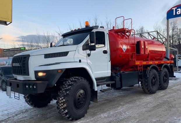 Автоцистерна нефтепромысловая АКН-10 Урал 4320-6952-72Е5Г38 купить от производителя