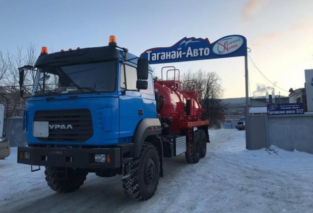 Автоцистерна вакуумная АКН-10 ОД Урал 4320-4972-80Е5 купить от производителя