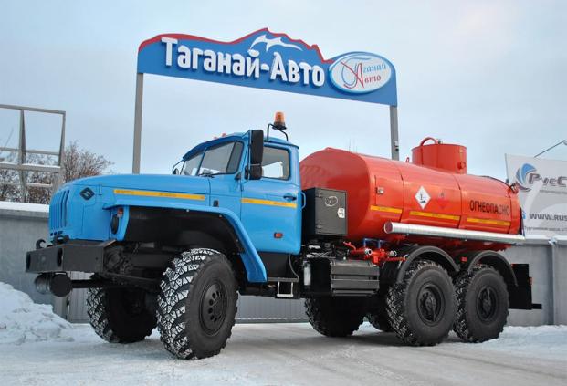 Автотопливозаправщик АТЗ-10 Урал 5557-1112-60Е5 купить от производителя