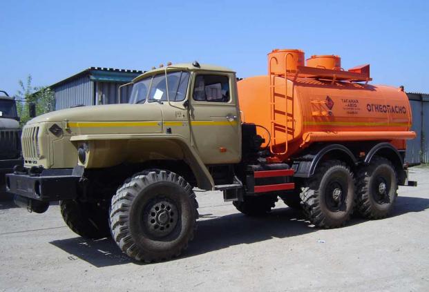 Бензовоз АЦ-7,5 Урал 4320-61Е5 для светлых ГСМ купить от производителя