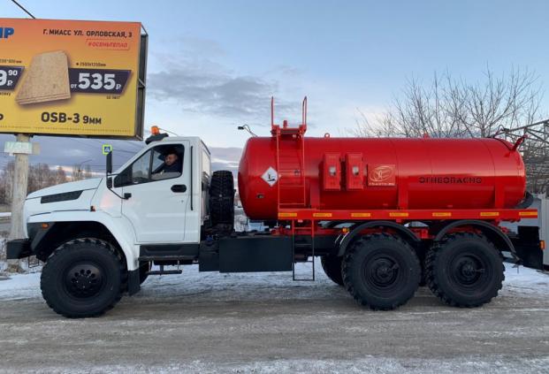 Автоцистерна нефтепромысловая АКН-10 Урал 4320-6952-72Е5Г38 купить от производителя